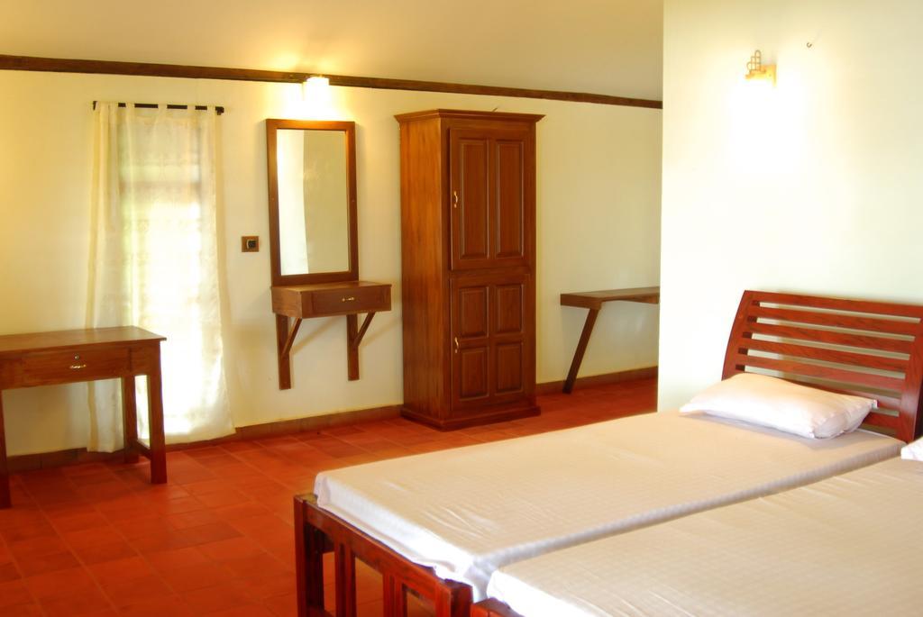 Отель Chera Rocks Beach House Thottada Номер фото