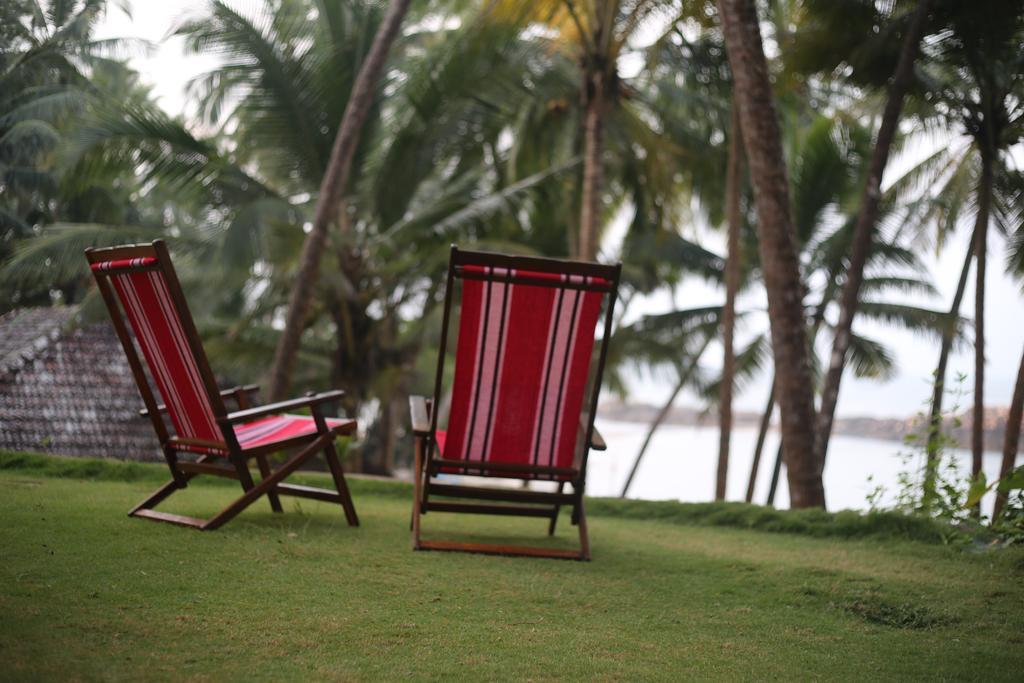 Отель Chera Rocks Beach House Thottada Экстерьер фото